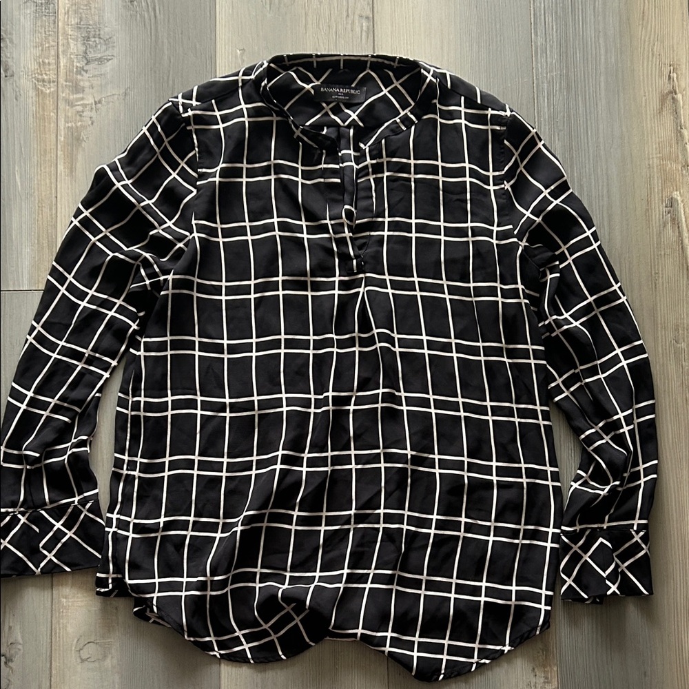 Banana Republic Black and White Checkered Blouse
